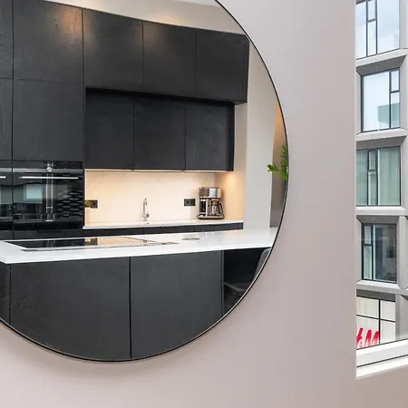 Apartment Desirable Penthouse In Reykjavik