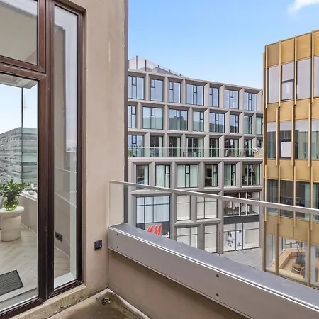 Desirable Penthouse In Apartment Reykjavik