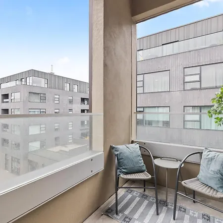 Apartment Desirable Penthouse In Reykjavik