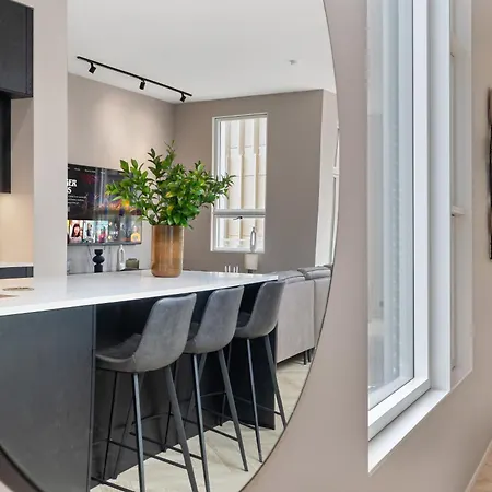 Apartment Desirable Penthouse In